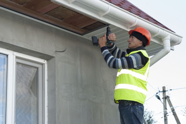 Roof Overhang Repair in Arroyo Grande